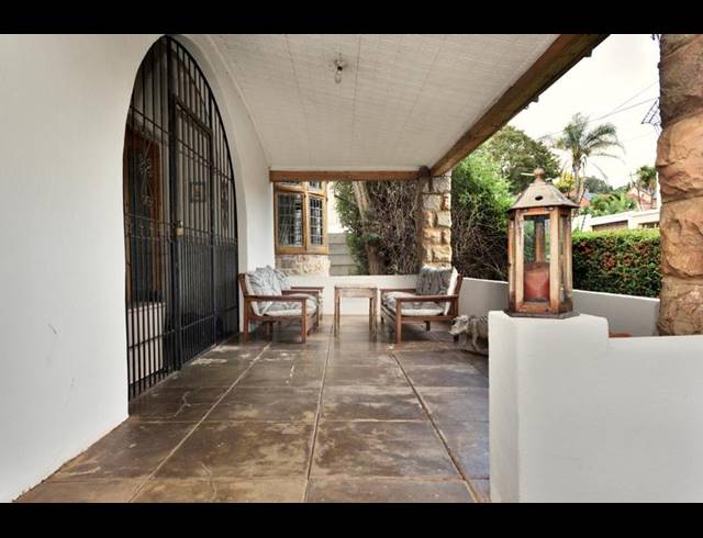 3 BEDROOM HOUSE FOR SALE IN KENSINGTON